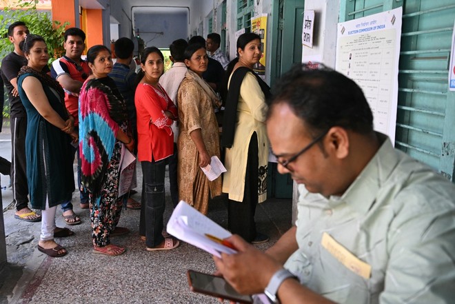انڈیا میں عام انتخابات کا پہلا مرحلہ مکمل، 21 ریاستوں میں ووٹنگ کا عمل اختتام پذیر