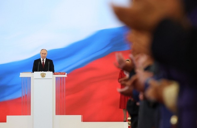 پوتن نے روسی صدر کے عہدے کا حلف اُٹھا لیا، ’ملک متحد اور درست سمت میں گامزن ہے‘
